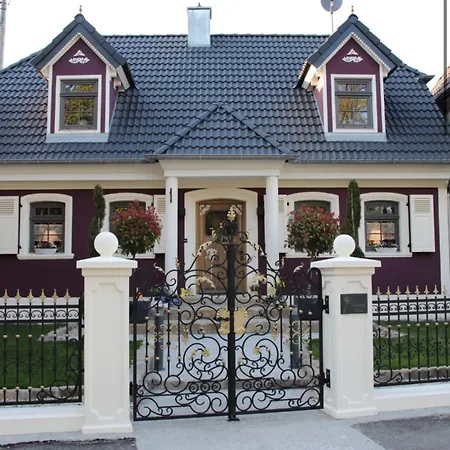 Am Schloss